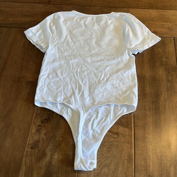 Free People Clean Lines Tee Bodysuit M/L - Picture 3 of 7